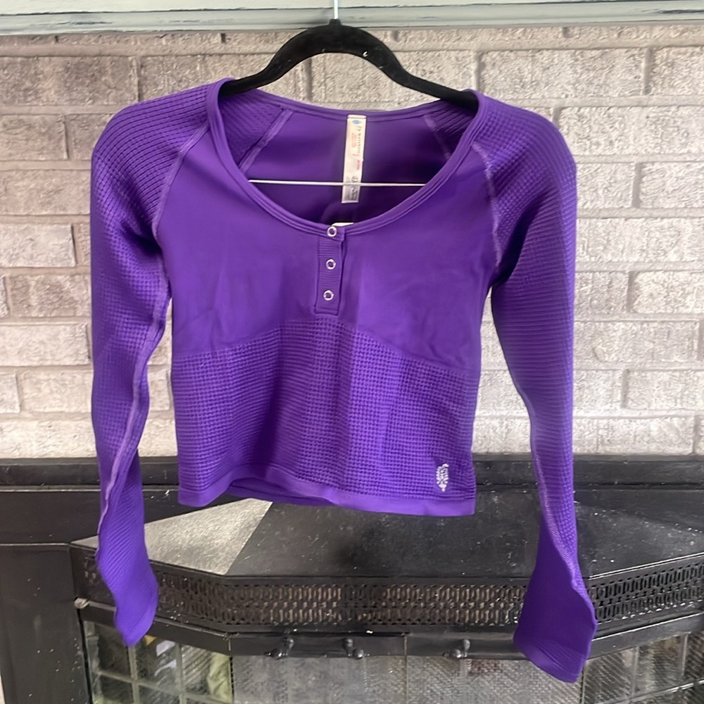 Free People X FP Movement Bail Out Layer in Dark Amethyst NWT - Picture 4 of 6